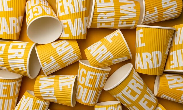 Jak wypolerować porysowany plastik?