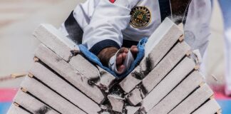 Czy w Action S.a kłódki?