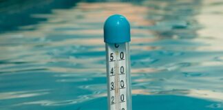 W jakiej temperaturze piec folię termokurczliwą?