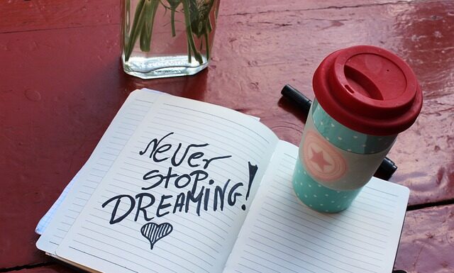 Co oznacza napis na kraniku Fuel?