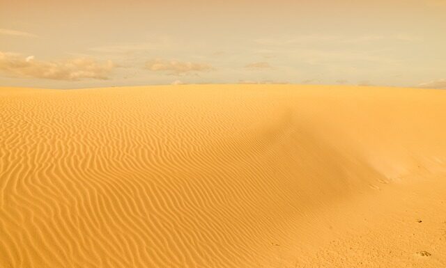 Jak przetrwać upał w bloku?