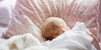 Dlaczego człowiek śpi pod kołdra?