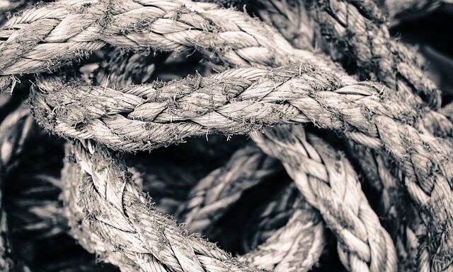 Która kotwica ma największą siłę trzymania? Która kotwica ma największą siłę trzymania?