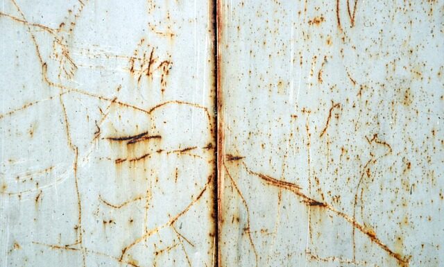 Co na porysowana karoseria?