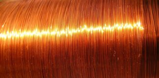 Co lepsze nylon czy poliamid?