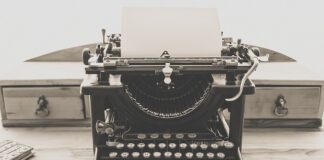 Jak się pisze słowo króciec?