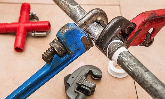 Co trzeba zrobić aby zostać hydraulikiem? Co trzeba zrobić aby zostać hydraulikiem?