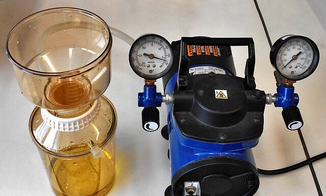 Co wytwarza podciśnienie w skuterze? Co wytwarza podciśnienie w skuterze?