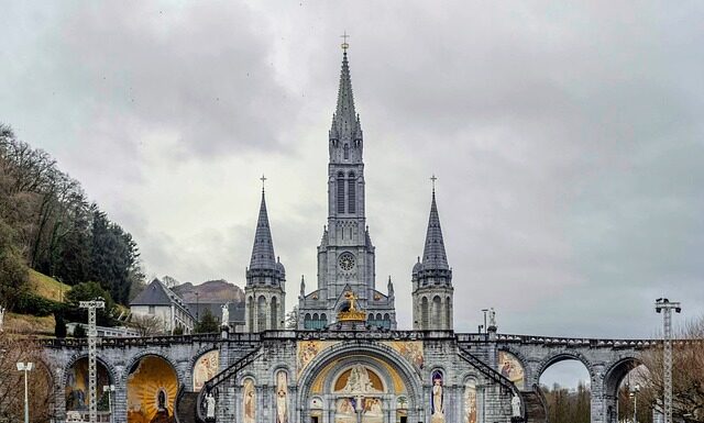 Jak ustawić punkt odrodzenia w Minecraft?