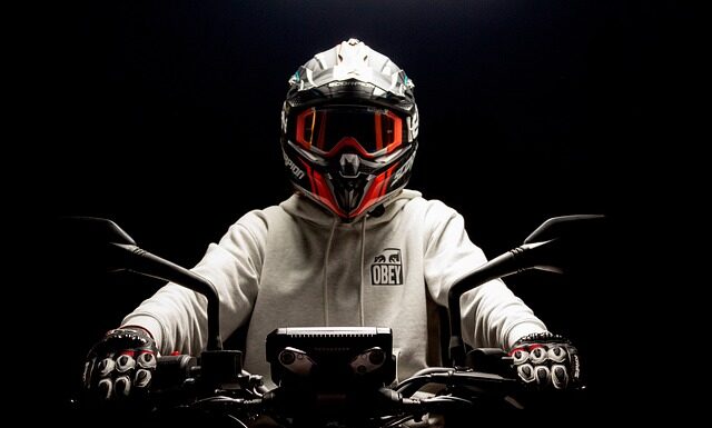 Co to jest kask typu Jet? Co to jest kask typu Jet?