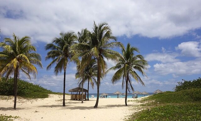 Ile biegów ma Varadero 125?