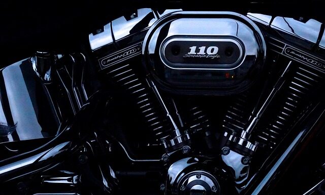 Jaki kufer do motocykla chopper?